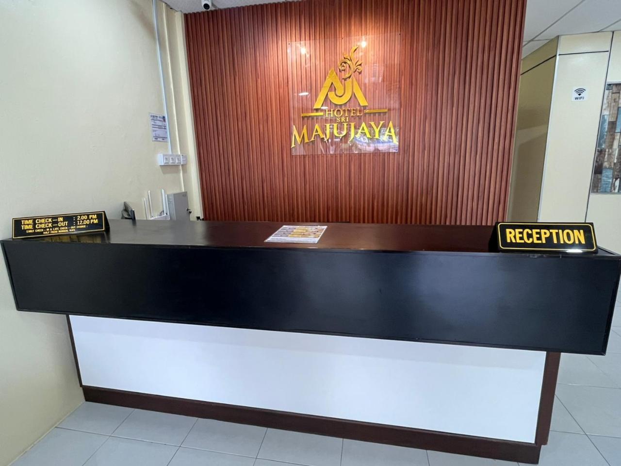 Hotel Sri Maju Jaya Kota Bharu Exteriör bild